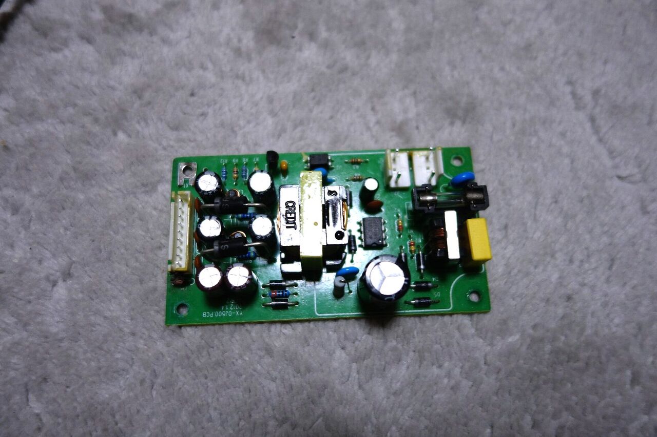 NeuPro CDMP3-01U の電源ボードをレストアしました : アンプジャンカー