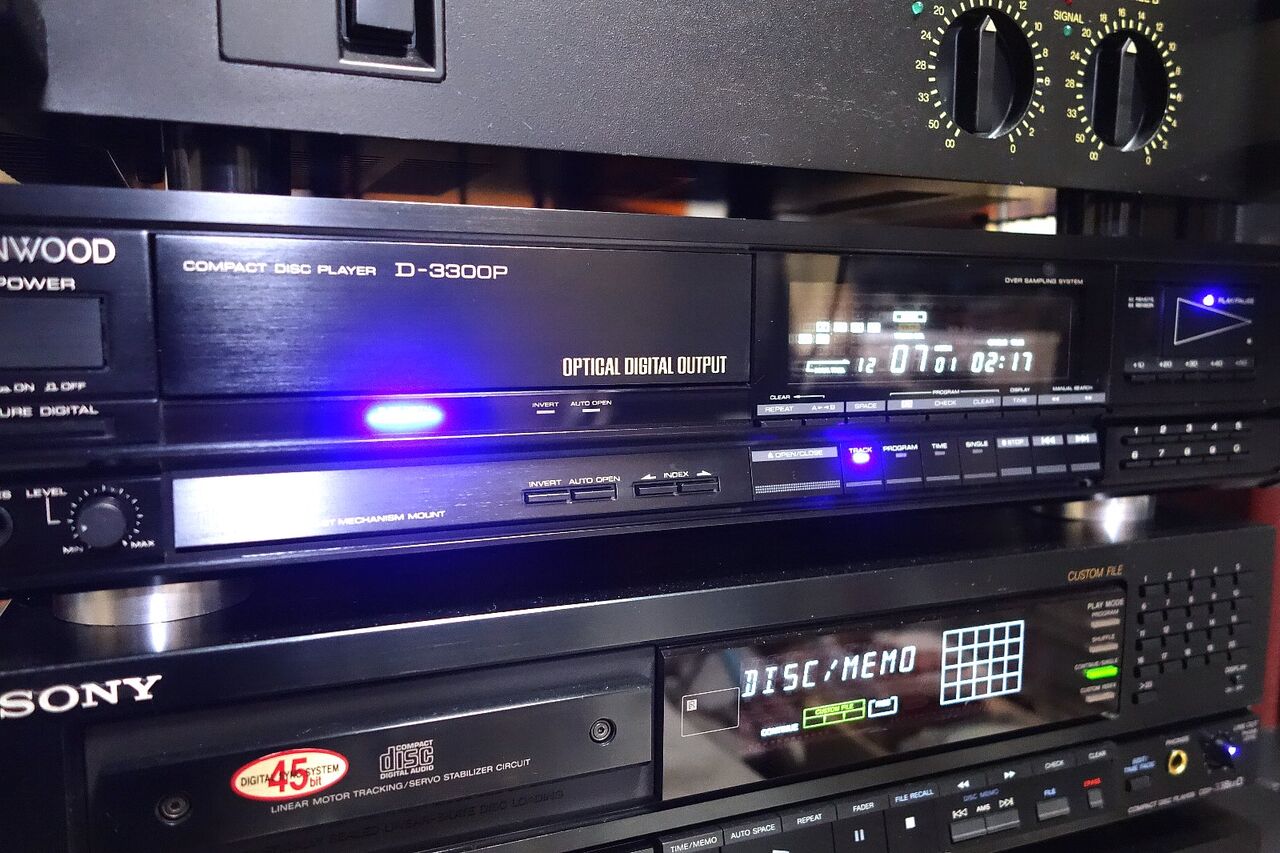 KENWOOD D-3300P のLED交換してみました : アンプジャンカーのblog KENWOOD D-3300P のLED交換してみました : アンプジャンカーのblog