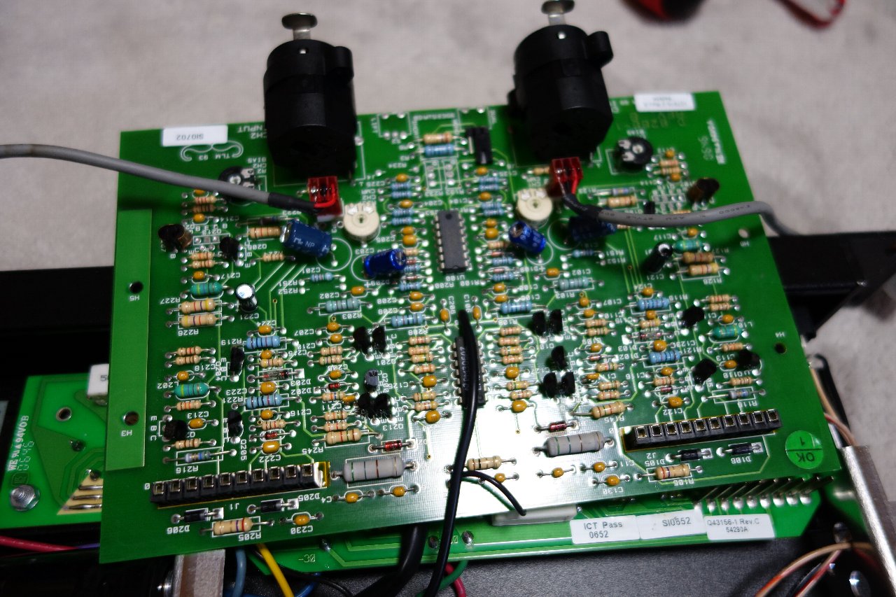 Crown D 75 L チャンネルからノイズ発生 アンプジャンカーのblog Crown D 75 L チャンネルからノイズ発生 アンプジャンカーのblog