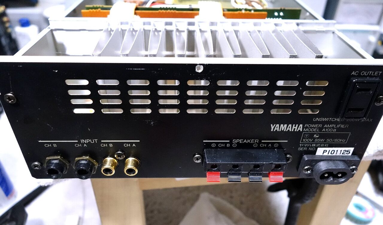 YAMAHA A100a のメーターランプをLED化して組み立てました : アンプ