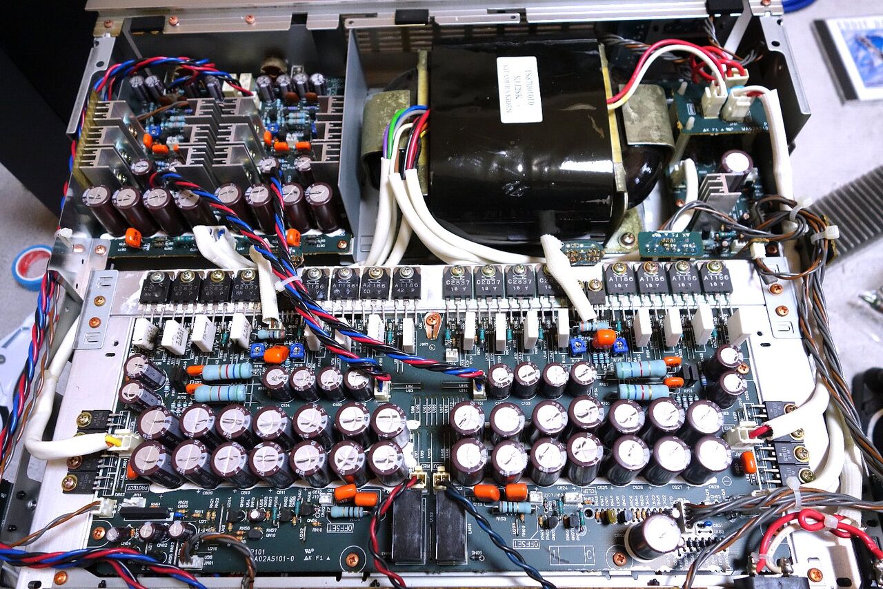 Marantz Pro PA-02 ジャンクの内部探索を行いました : アンプ Marantz Pro PA-02 ジャンクの内部探索を行いました : アンプ