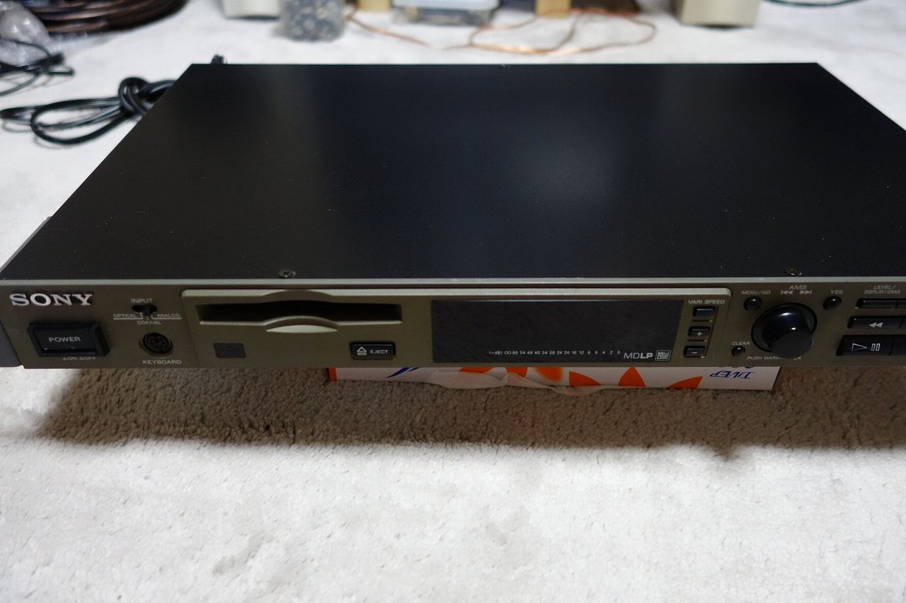 SONY MDS-E10 MD掃き出し不良ジャンクを入手しました : アンプ
