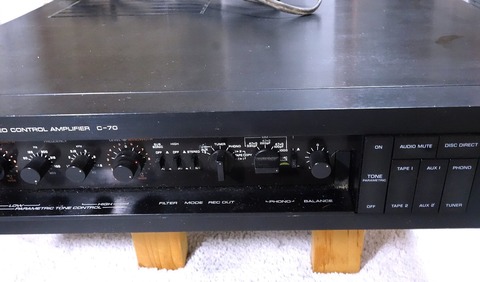 YAMAHA C-70 セパレートプリアンプ ジャンク品【値引きしました】 d7702d74-s.jpg