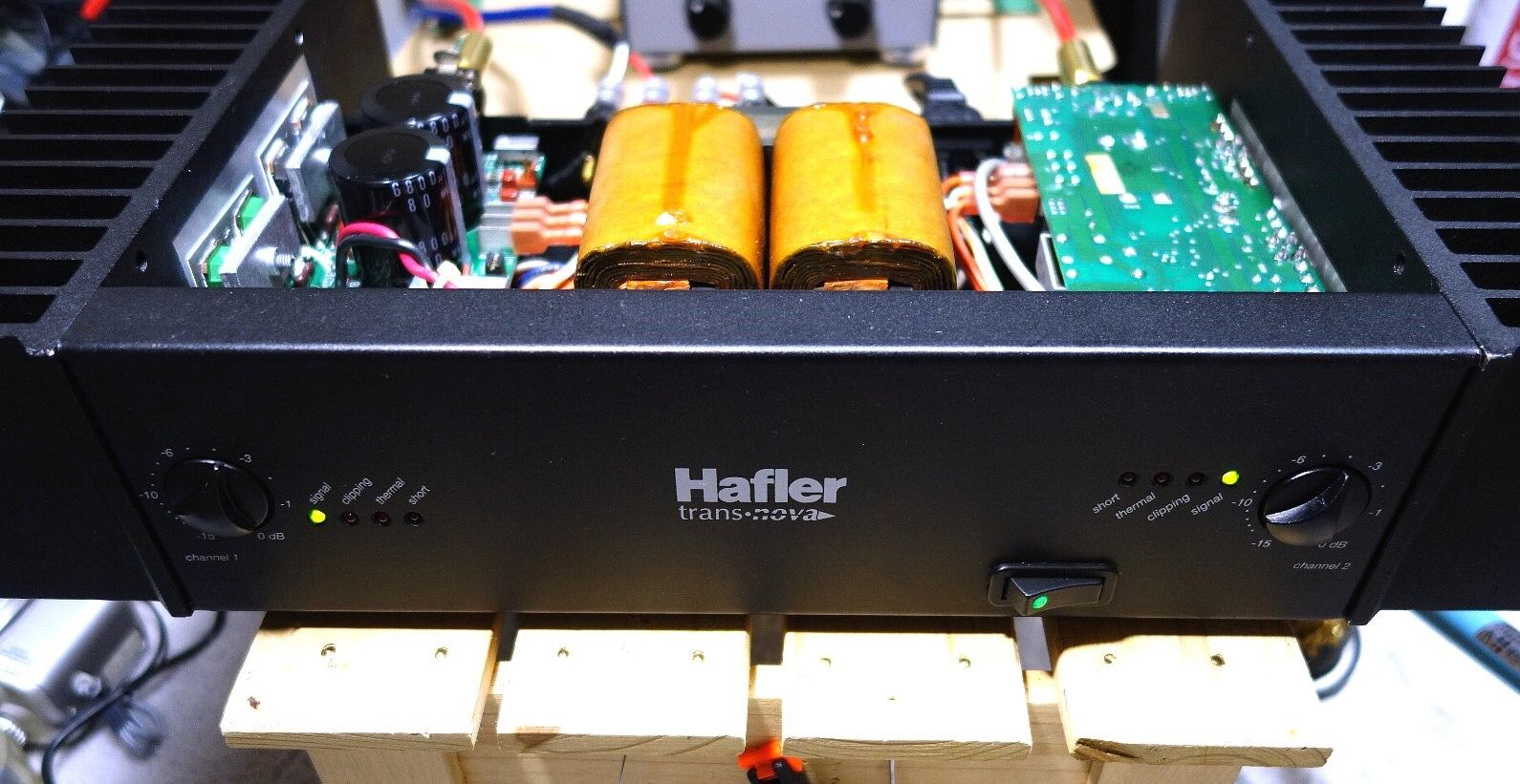 Hafler P3000 ジャンクの通電試験してみました : アンプジャン Hafler P3000 ジャンクの通電試験してみました : アンプジャン