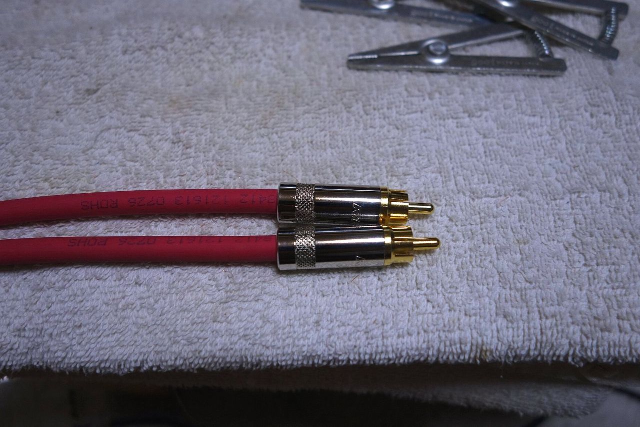 BELDEN 8412 で RCA ピンケーブルを自作しました : アンプジャン BELDEN 8412 で RCA ピンケーブルを自作しました : アンプジャン