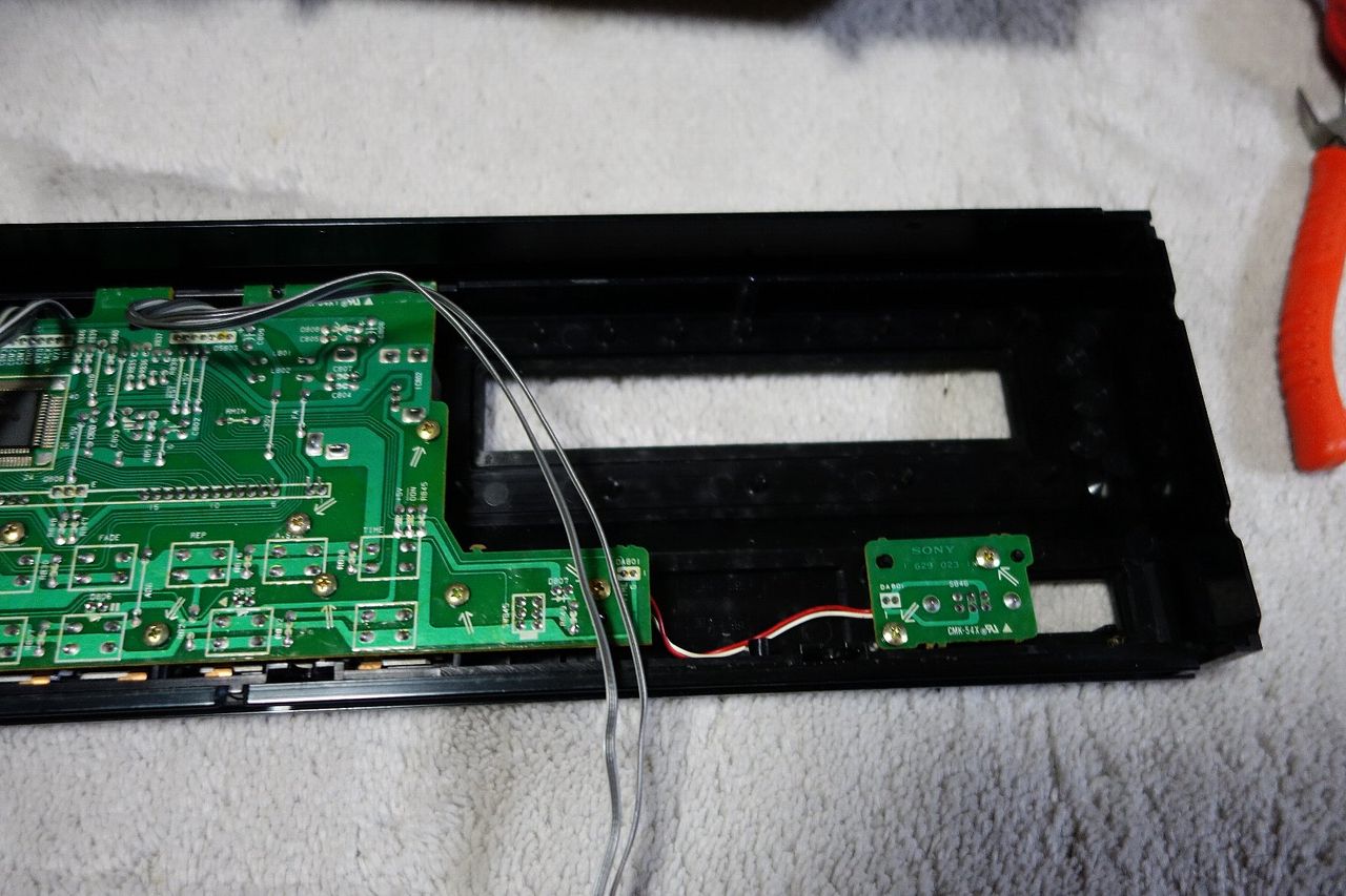 SONY CDP-338ESD フロントパネルのリフレッシュ : アンプジャン SONY CDP-338ESD フロントパネルのリフレッシュ : アンプジャン