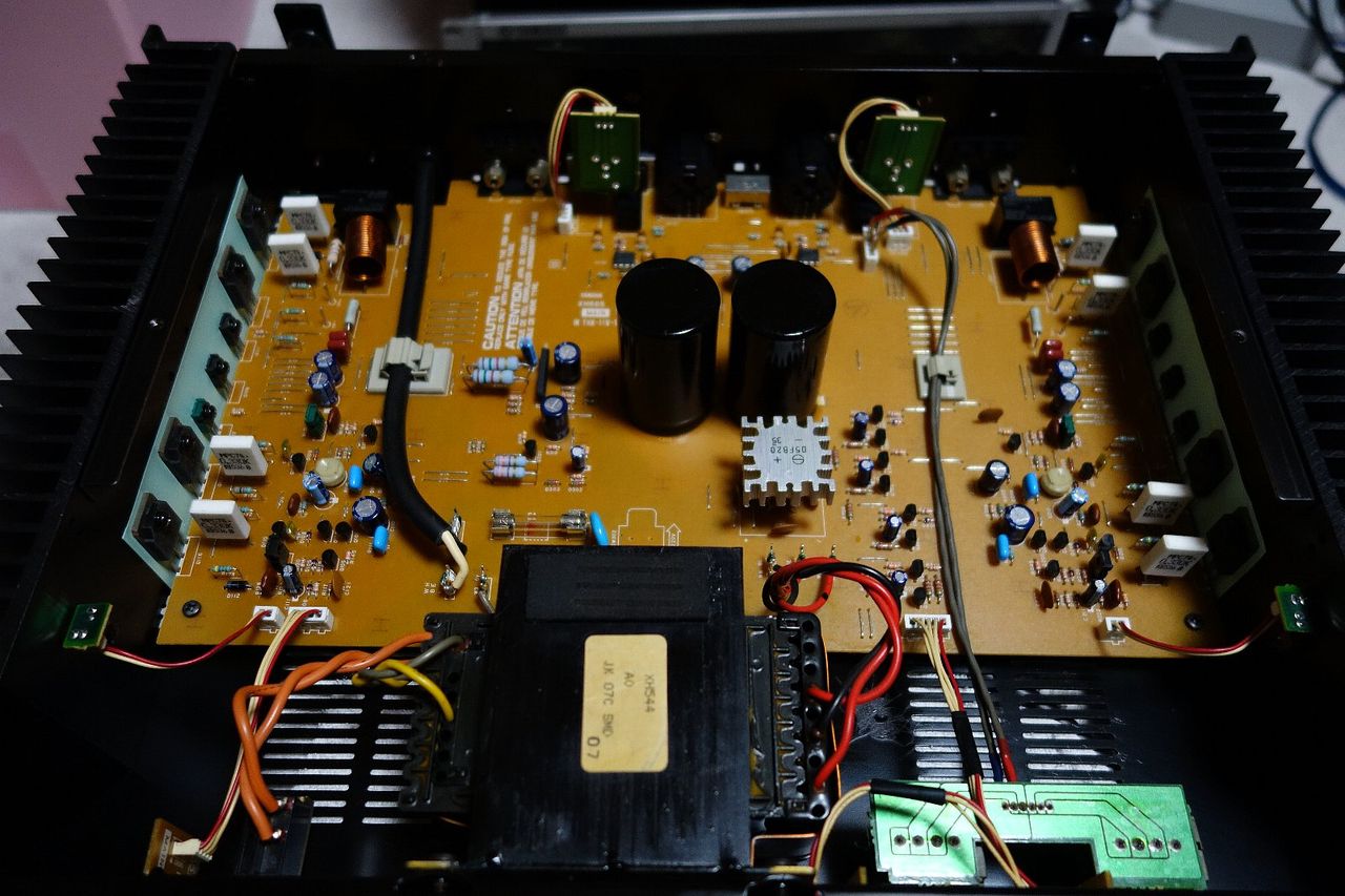 YAMAHA P2080 通電試験とセッティングを行いました : アンプ