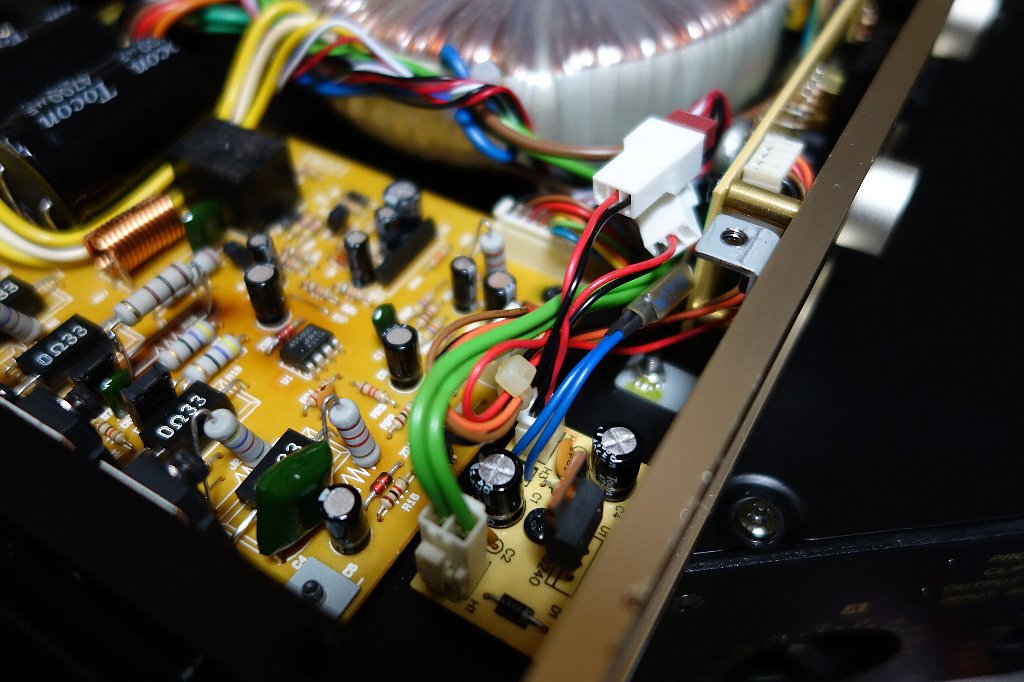 ClassicPRO CP400 の静音化改造を行いました : アンプジャンカー ClassicPRO CP400 の静音化改造を行いました : アンプジャンカー