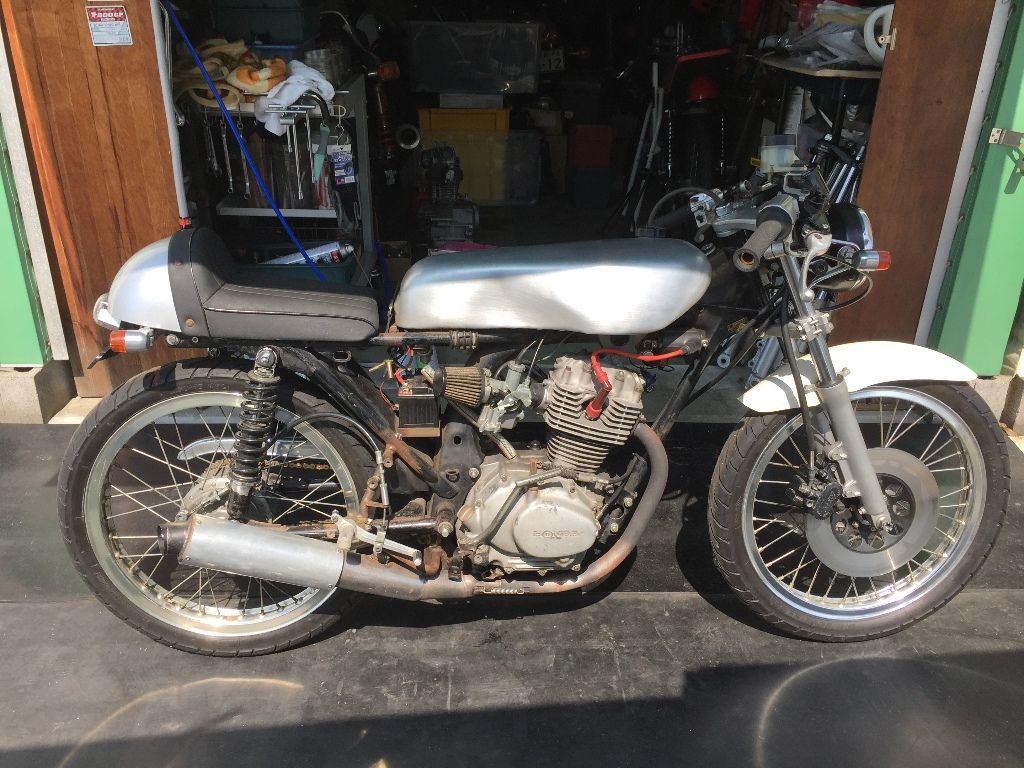 CB 125JX カフェレーサースタイル