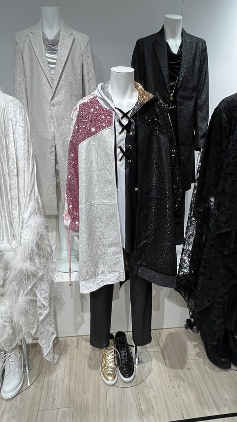 5E461041-80A8-4B79-ADD4-5329A06CB7B6