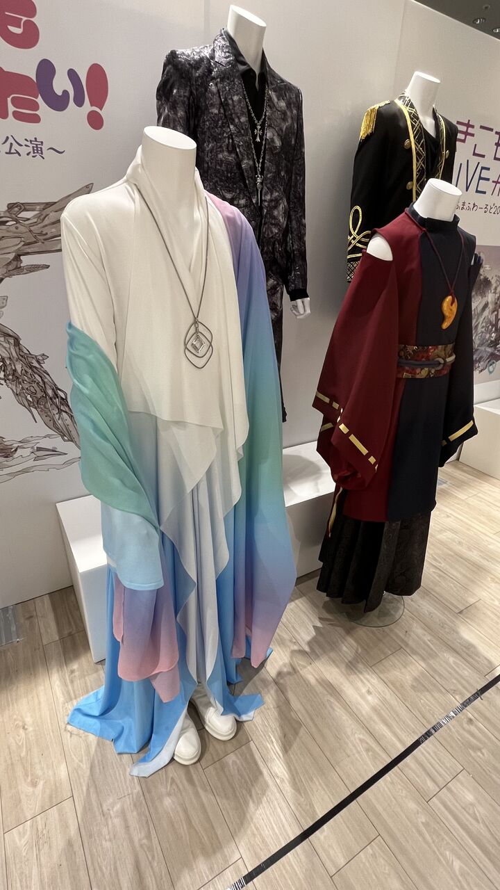 写真レポート】まふまふの何でも屋さんのポップアップ『ライブ