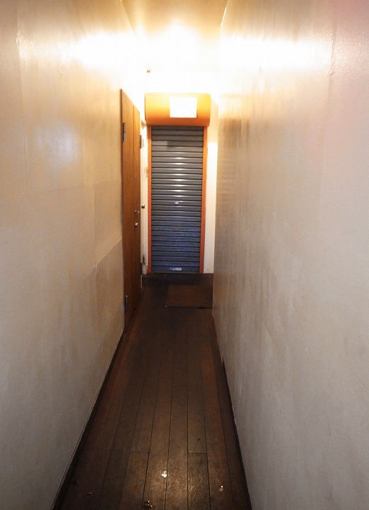 302e8840.jpg