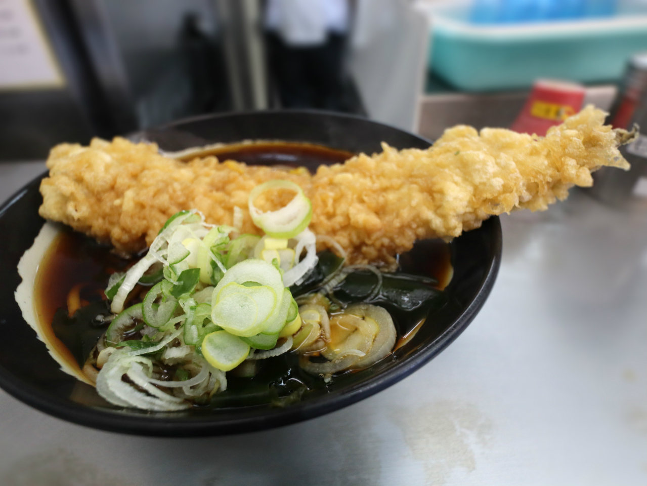 超大きな穴子天がのっかった 大正七年創業の駅そば 東神奈川駅 日栄軒 美食磁石 Powered By ライブドアブログ