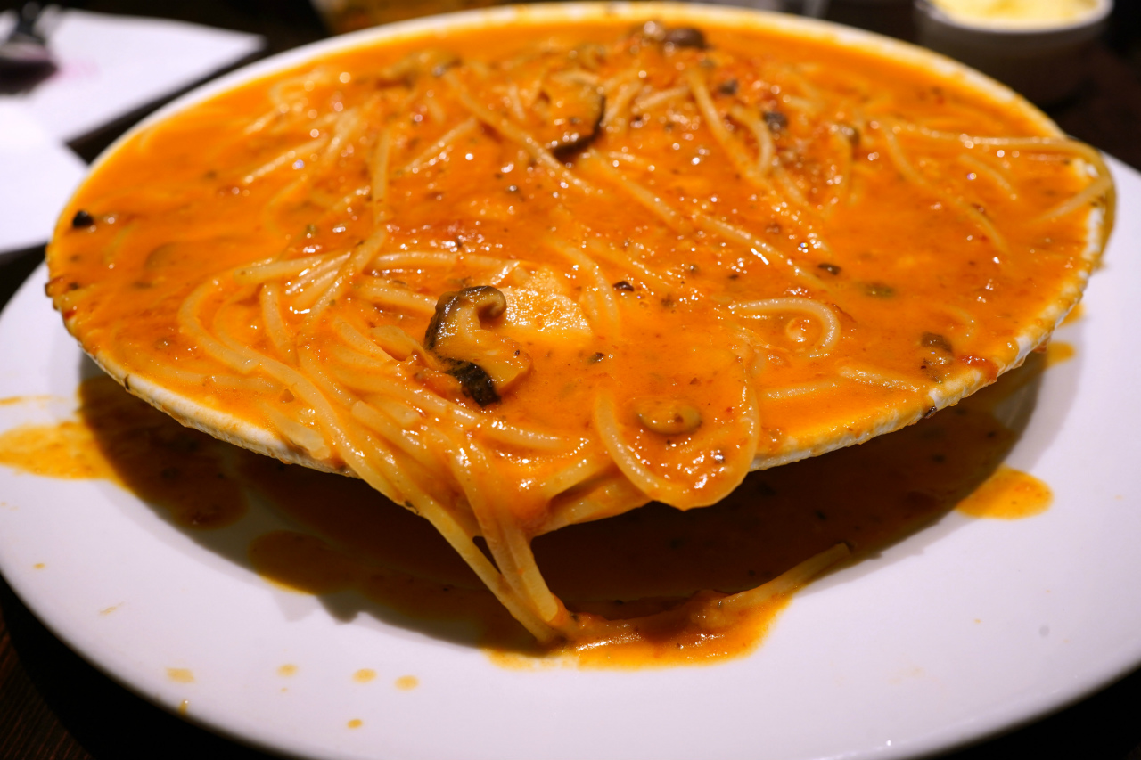 絶望 パスタ 新宿