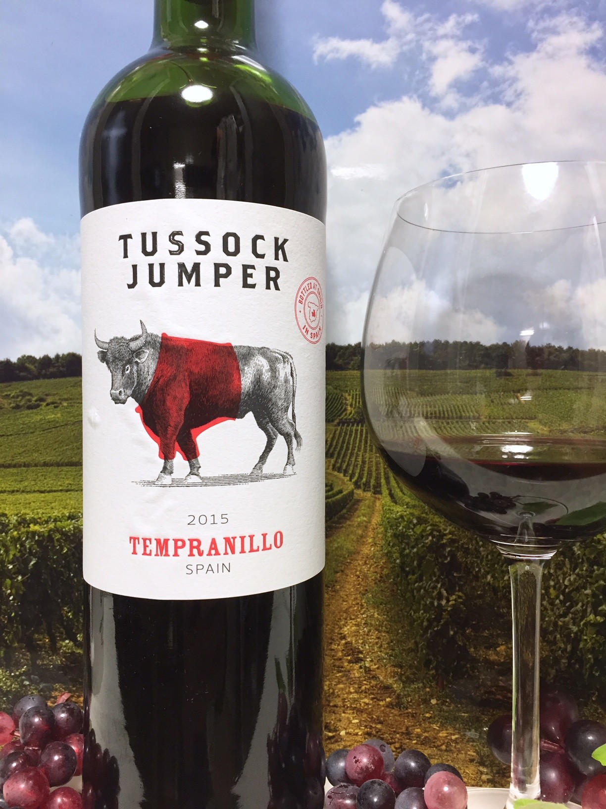 Tussock Jumper Tempranillo 2015 : Red Red Wine：「偉いワイン」探し 
