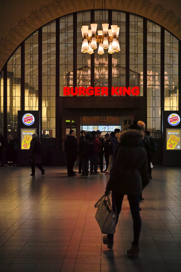 最近ちゃんと写真撮ってますか? : 立派なBURGER KING