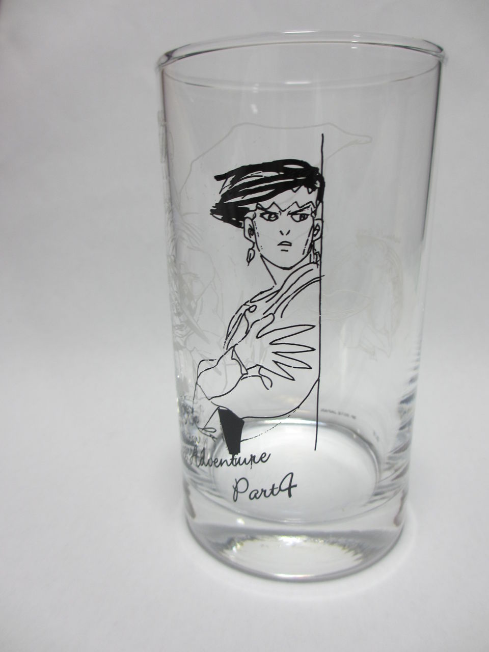 バカラ バカラが漫画『ジョジョの奇妙な冒険』とコラボ、石仮面など