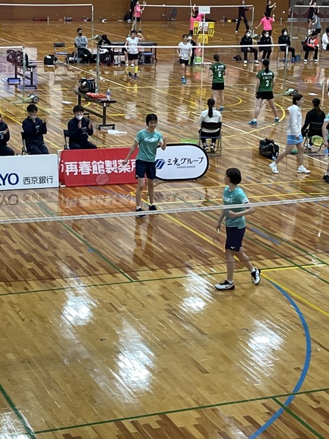 ABE4D997-2EE2-4EE9-8D7C-9BAFC7C76AB0