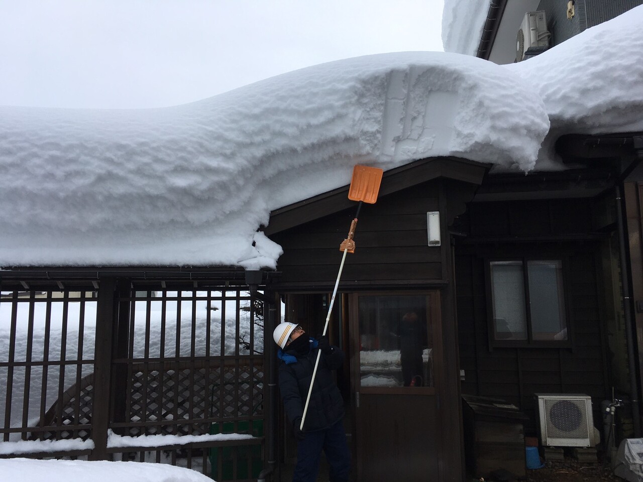限定価格セール 日本製 楽らく雪下ろし6mセット 角度調節付 雪庇落としプラス 限定価格セール 日本製 楽らく雪下ろし6mセット 角度調節付 雪庇落としプラス