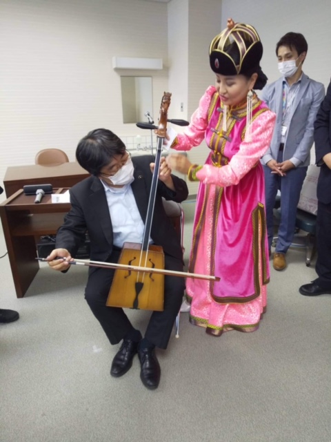 新解釈「スーホの白い馬」 馬頭琴初体験 : 斎京四郎ブログ（新潟県議会