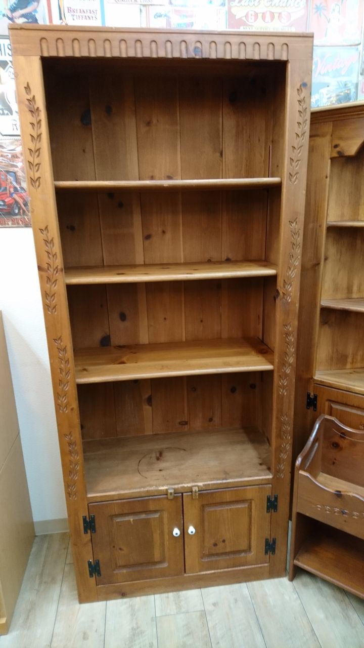 アントステラ　コーナーカップボード アントステラ コーナーカップボード