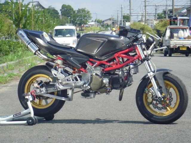 昨日はNSF100・NSR50/80｢1098type｣を装着している1198mini(フル