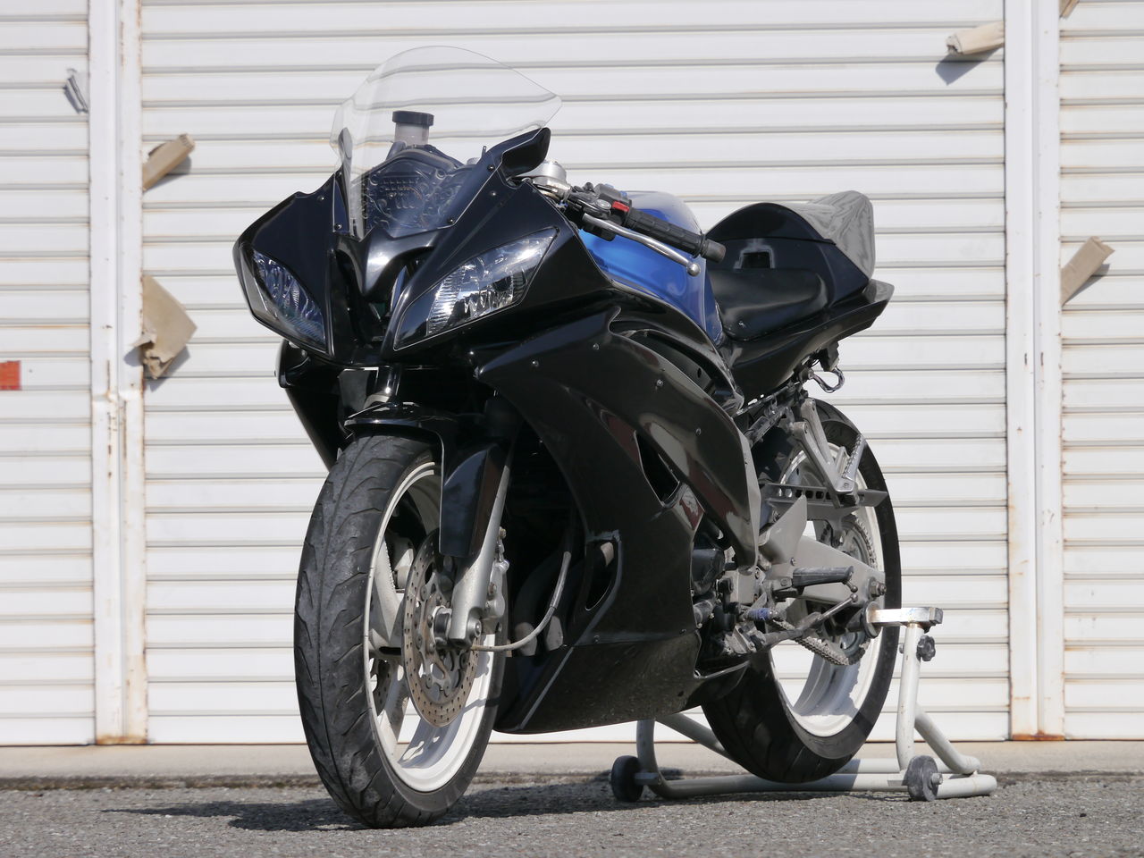 90~FZR250R(3LN)＋YZF-R6カウル FZ-R250!!～その3～ : 才谷屋