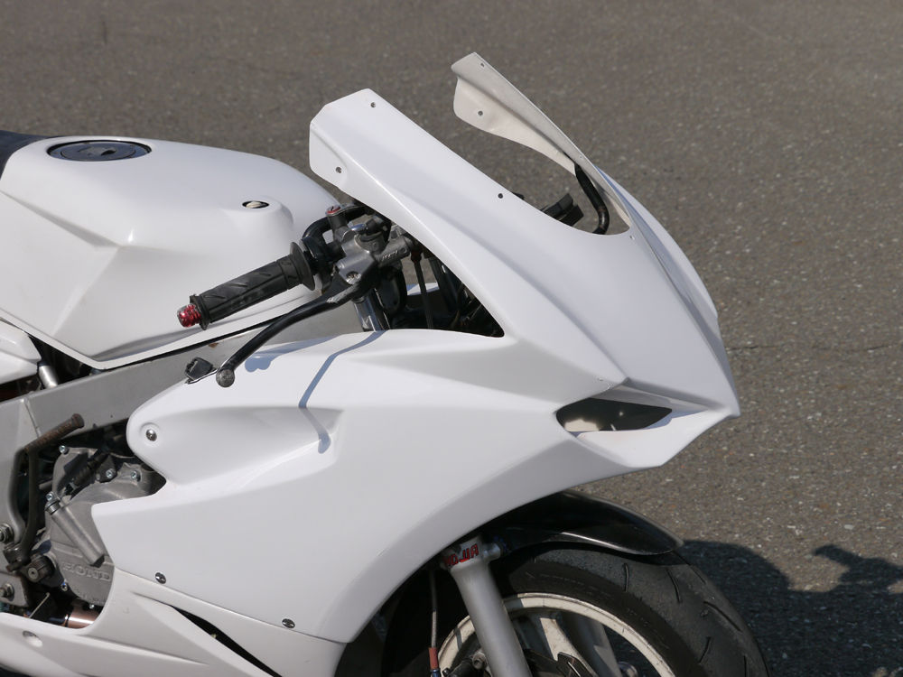 人気激安) NSFレプリカアンダーカウル レース 白ゲル NSR50 80 SAITANIYA 才谷屋ファクトリー thiesdistribution.com