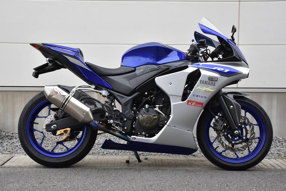 才谷屋 yzf-r1（23年式で使用）綾織タンクカバー 才谷屋がYZF- 才谷屋