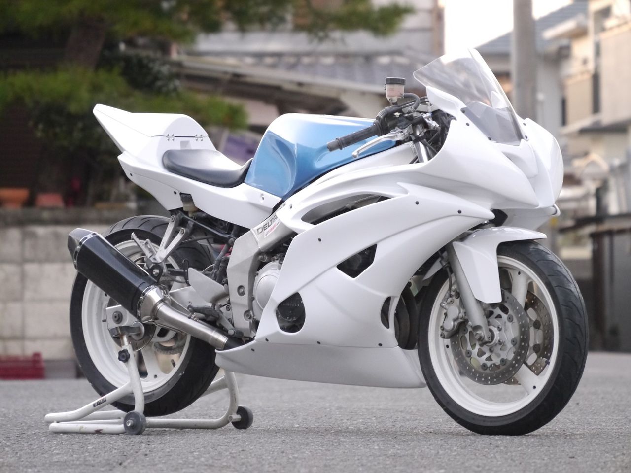 FZR250R 3LN 耐久カウル HEARDY