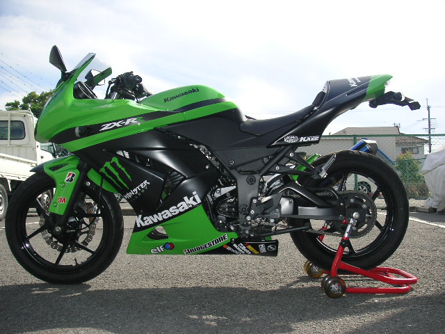 お客様からの投稿画像｢Ninja250R｣モンスターエナジーver : 才谷屋