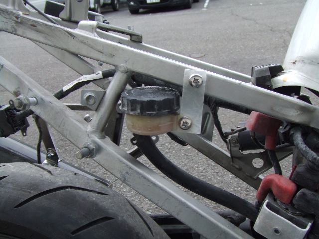 ホンダ　純正　RVF400 NC35 シートレール　 加工無し ホンダ 純正 RVF400 NC35 シートレール 加工無し ホンダ RVF400 シート