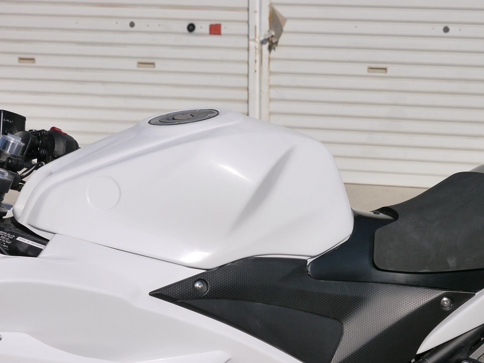 YZF-R25 フロントフェンダー＆タンクカバーtype-2完成！！ : 才谷屋