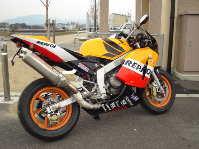 NSR50/80フレームにCBR150RRエンジン?!＋NSFレプリカカウル~その2