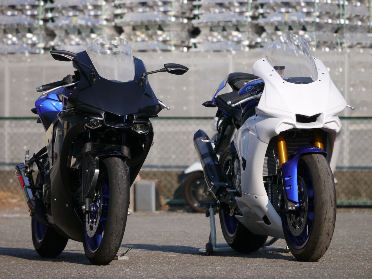 YZF-R25｢R1-type｣ & '15 YZF-R1 : 才谷屋ファクトリー最新情報