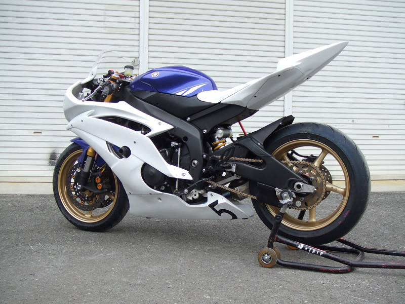 ☆'08 YZF-R6 カウルキット 予約開始☆ : 才谷屋ファクトリー ☆'08 YZF-R6 カウルキット 予約開始☆ : 才谷屋ファクトリー