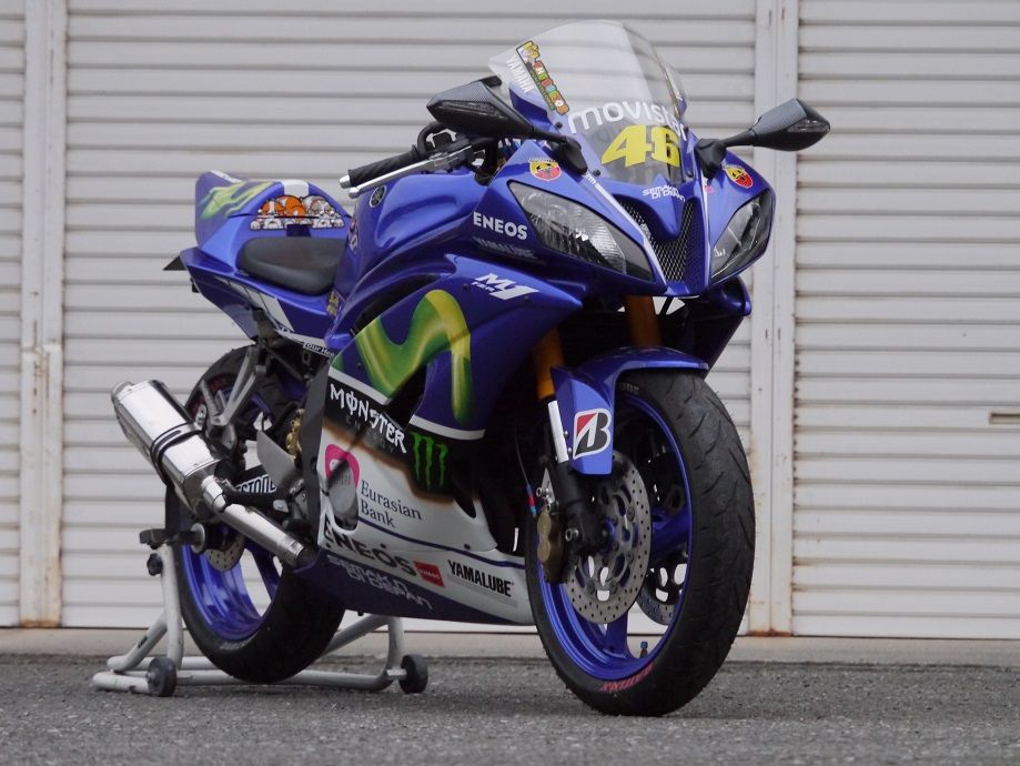 90~FZR250R「R6レプリカ」コンプリート車両がやってきました 90~FZR250R「R6レプリカ」コンプリート車両がやってきました