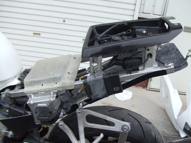 ホンダ 純正 RVF400 NC35 シートレール 加工無し RVF400(NC35)純正