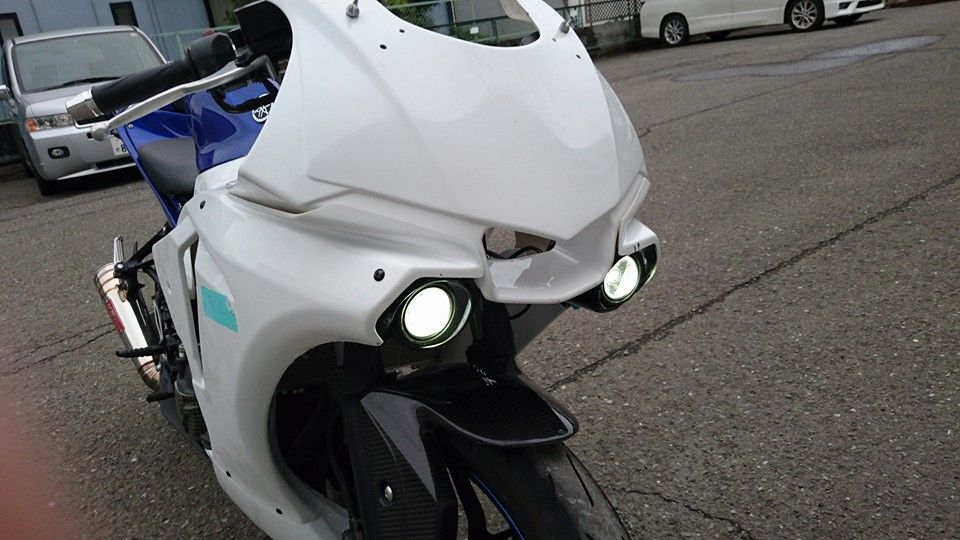 YZF-R25 フルカウル/ストリート（YZF-R1type）汎用LEDライト