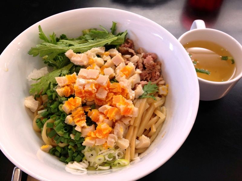 まぜそば専門 闘牛脂 北千住 しらすのラーメン日記