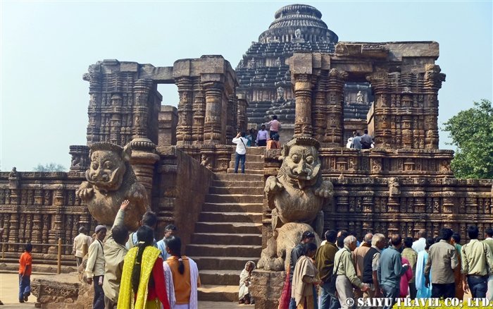 オリッサ バスタール民俗行 太陽神の馬車を模した世界遺産スーリヤ寺院 ナマステ インディア大作戦 西遊旅行 インドチーム 現地法人 西遊インディア スタッフブログ オリッサ バスタール民俗行 太陽神の馬車を模した世界遺産スーリヤ寺院 ナマステ インディア大作戦 西遊旅行 インドチーム 現地法人 西遊インディア スタッフブログ