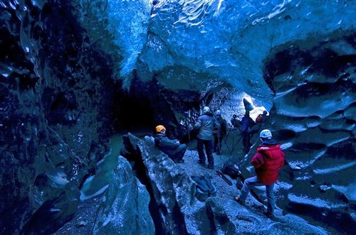 氷の洞窟 冬のアイスランド 西域浪漫飛行 西遊旅行 中東 中央アジアチーム スタッフブログ 氷の洞窟 冬のアイスランド 西域浪漫飛行 西遊旅行 中東 中央アジアチーム スタッフブログ