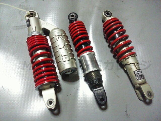 JOG90 アクシス90 3WF リアハブ M10947202 - パーツ人気