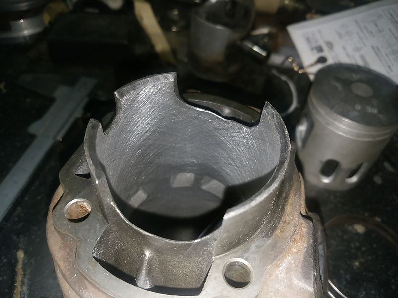 依頼作業的なぁ～4VP純正シリンダー改（55mmボーリング、フル