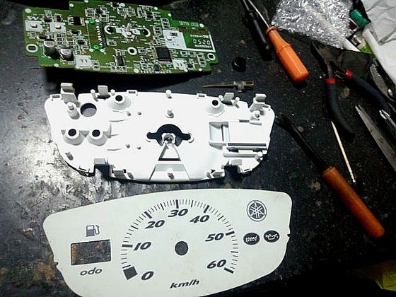 依頼作業的なぁ～8 純正スピードメーター加工SA16J リモコンJOG