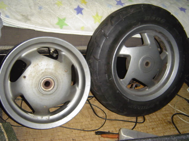 ヤマハBW'S100 リアホイール 10インチ YAMAHA純正 リアキャスト