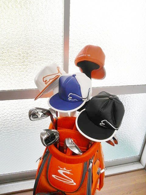 リッキーファウラーモデルのゴルフキャディバック＆ヘッドカバー