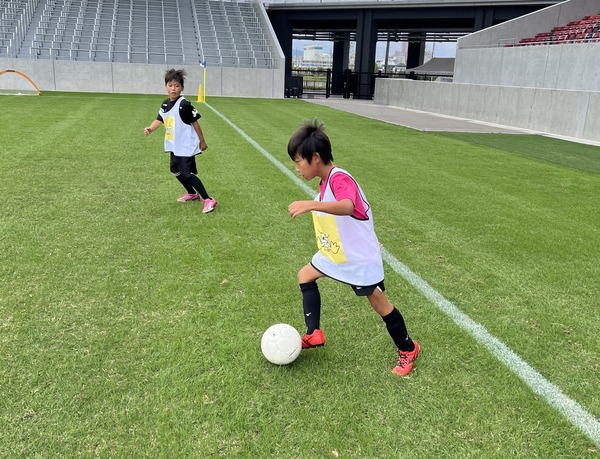 981D423E-B48E-4216-AEEE-959C65A5FF96