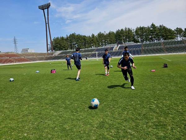 LINE_ALBUM_2026426天皇杯福井県予選準決勝vs福井工業大学戦_260426_28