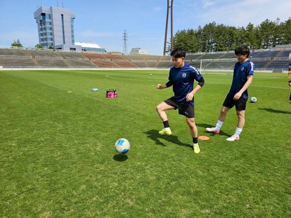 LINE_ALBUM_2026426天皇杯福井県予選準決勝vs福井工業大学戦_260426_24